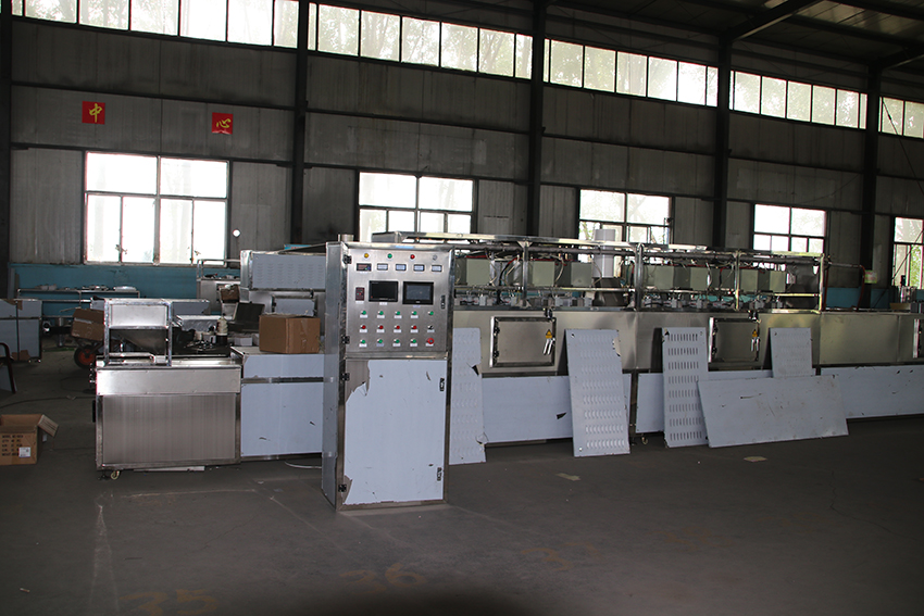 微波干燥設(shè)備003